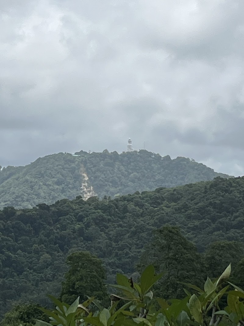 Karon Viewpoint - Karon Viewpoint 4233 Tambon Karon, Amphoe Mueang Phuket, Chang Wat Phuket 83100, Thailand