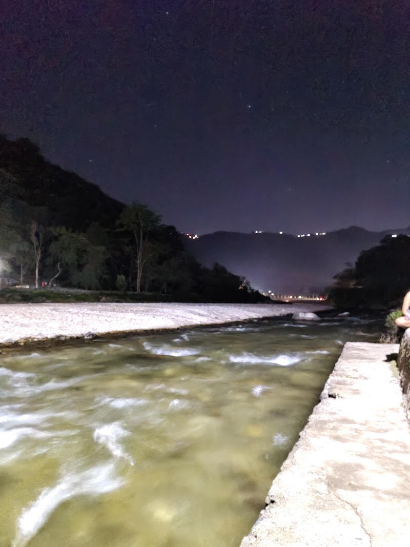 Mohan Chatti Resort - Mohan Chatti Resort, Village Jogyana, Main, Silogi Rd, Rishikesh, Sinduri, Uttarakhand 249304, India