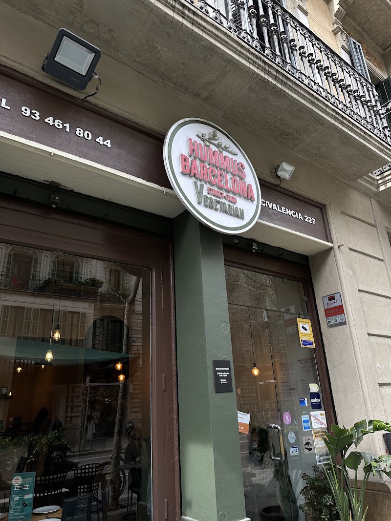 Hummus Barcelona - Hummus Barcelona Carrer de València, 227, Eixample, 08007 Barcelona, Spain