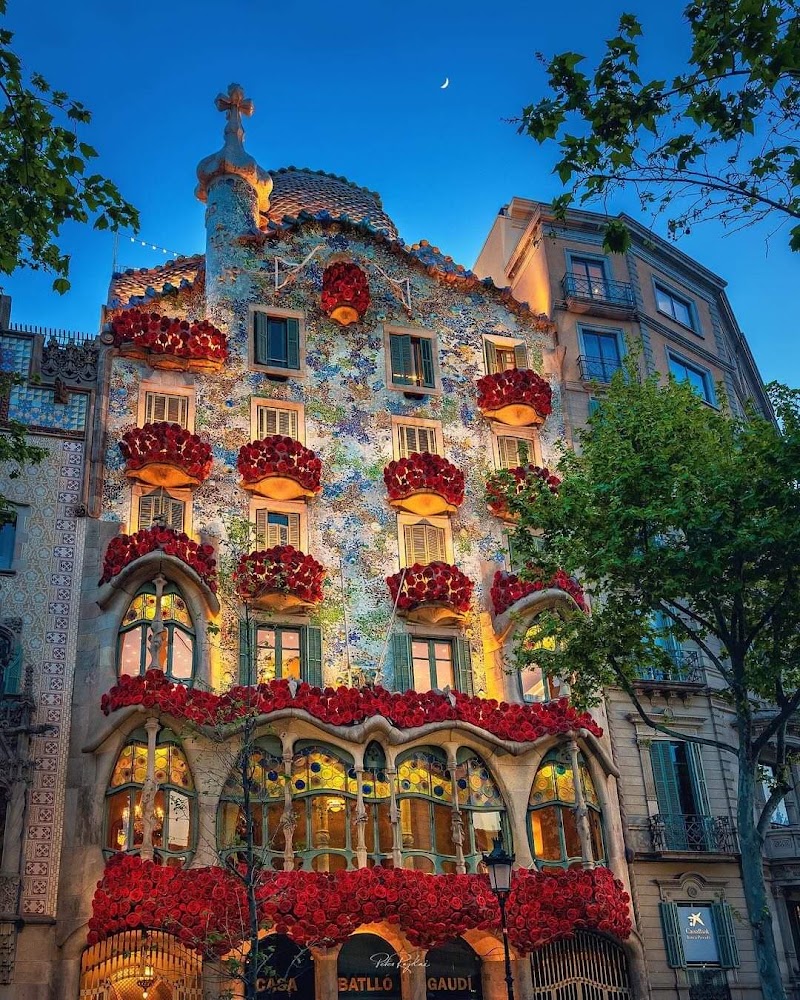 Casa Batlló - Casa Batlló Pg. de Gràcia, 43, Eixample, 08007 Barcelona, Spain