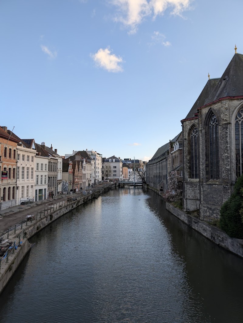 Legends of Gent Free & Private Walking Tours - Legends of Gent Free & Private Walking Tours, Sint-Michielsplein 21, 9000 Gent, Belgium