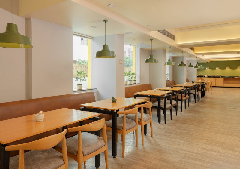 Bloom Hotel - Sector 62, Noida - Bloom Hotel - Sector 62, Noida C30/4, near Kidzee, C Block, Phase 2, Industrial Area, Sector 62, Noida, Uttar Pradesh 201309, India
