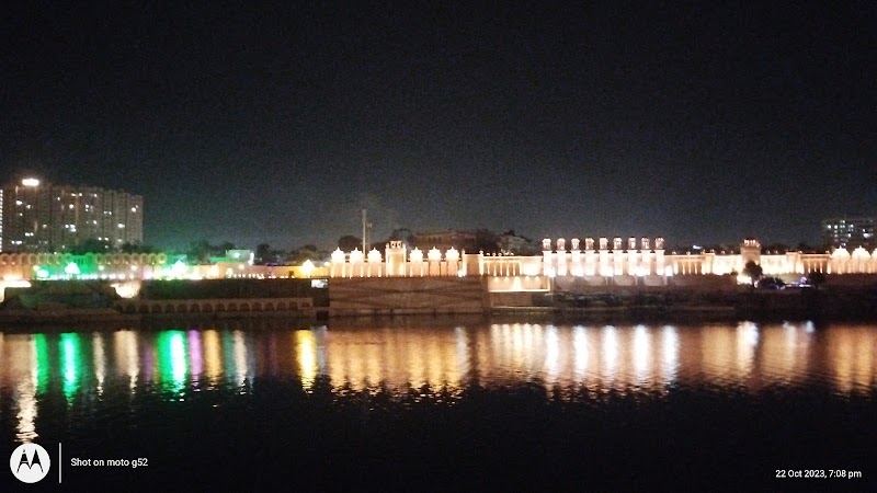 Chambal riverfront gate, Thermal Colony - Chambal riverfront gate, Thermal Colony 5RQH+M5J, Kota Thermal Power Station Colony, Electricity Board Area, Kota, Rajasthan 324008, India