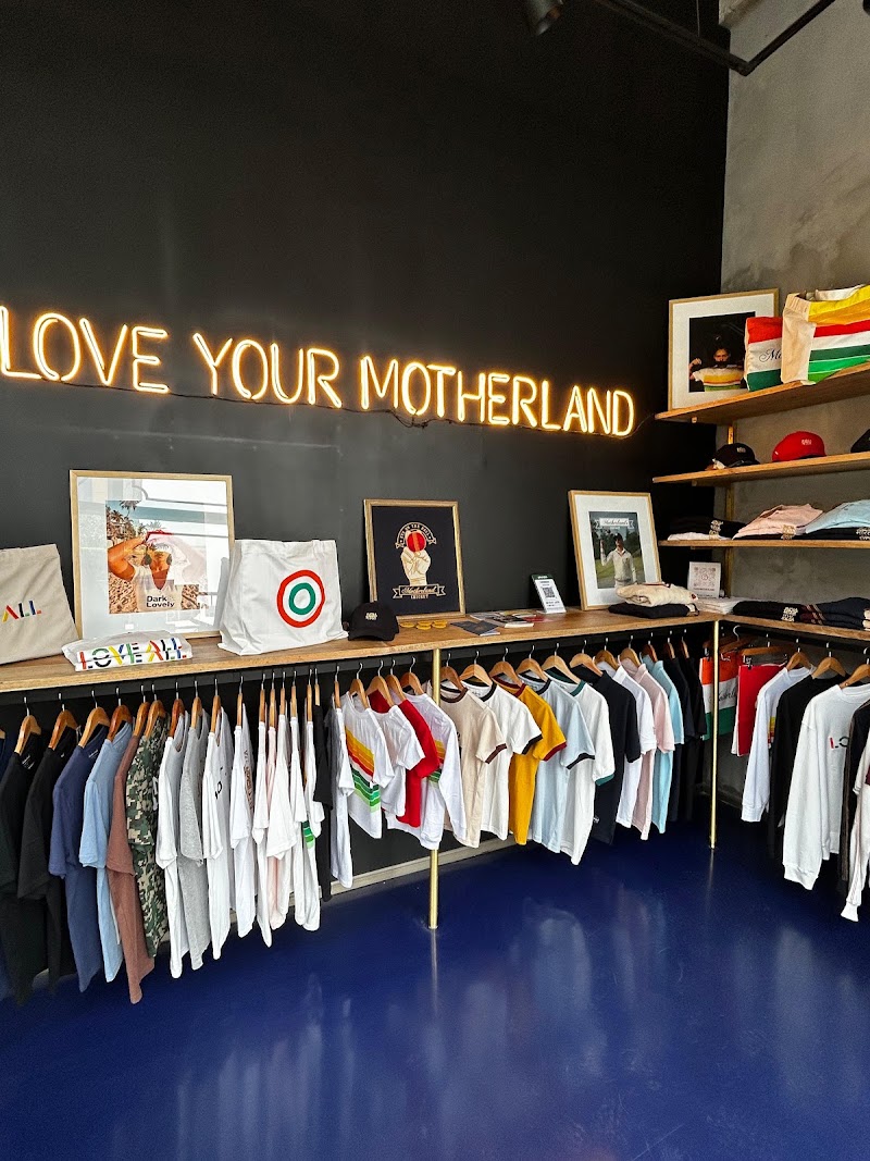 Motherland Superstore - Motherland Superstore Ground Floor, Global Gateway Towers, B, Mehrauli-Gurgaon Rd, near Guru Dronacharya Metro Station, Sikanderpur, Sector 26, Gurugram, Haryana 122001, India