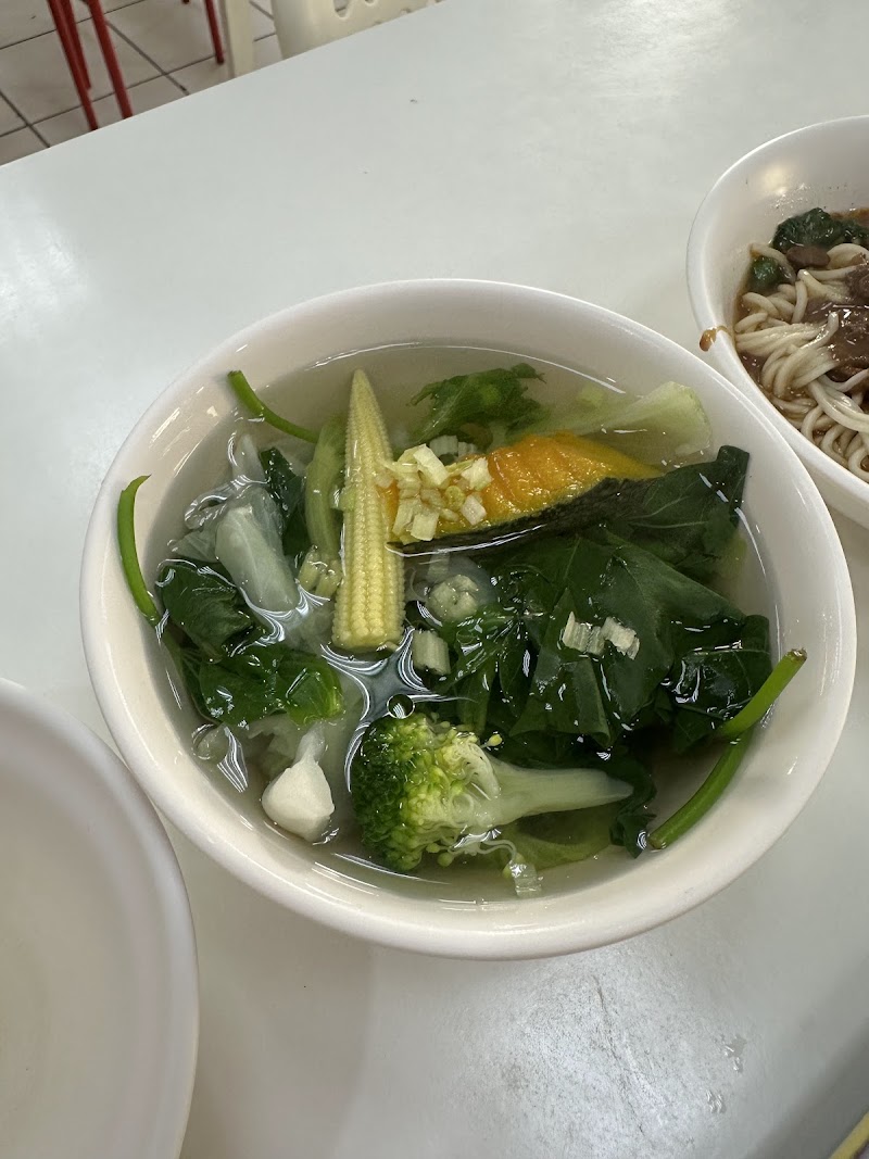 鴨川食堂蔬素食 - 鴨川食堂蔬素食 400, Taiwan, Taichung City, Central District, Guangfu Village, Pingdeng St, 18號1樓