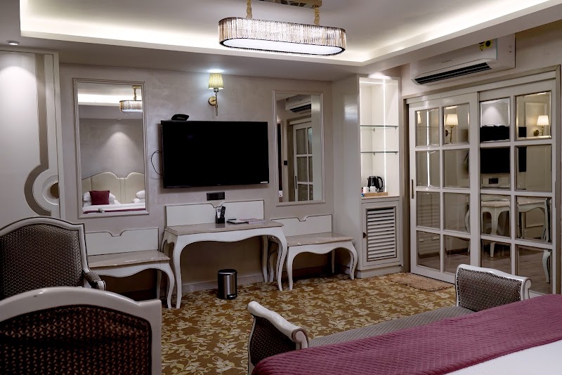 Hotel Holiday Resort - Hotel Holiday Resort Chakra Tirtha Rd, Badasirei, Puri, Odisha 752002, India