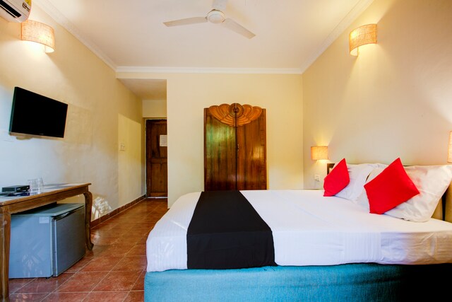Capital O 322 Sea Breeze Candolim - Capital O 322 Sea Breeze Candolim, Opp Village Panchayat Murrod, Candolim, Goa, Candolim, Goa 403515, India