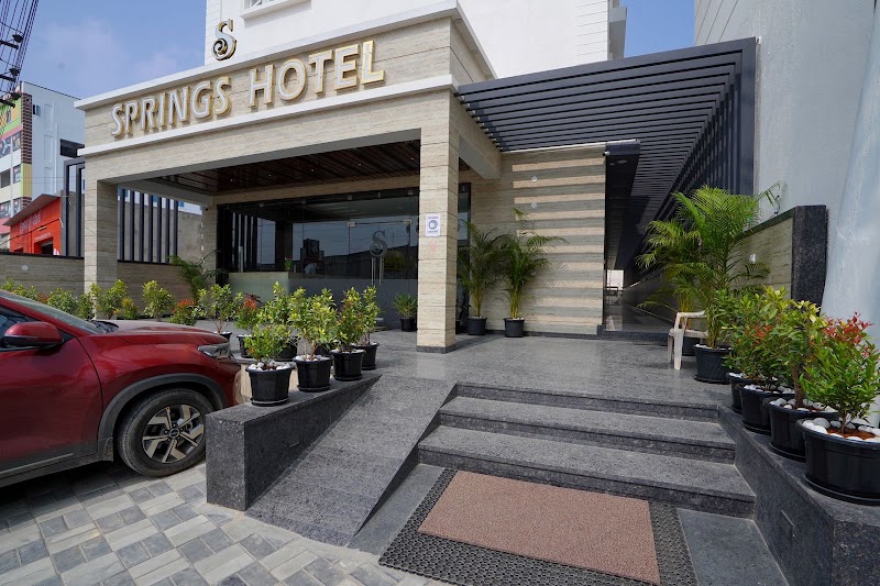 Springs Hotel