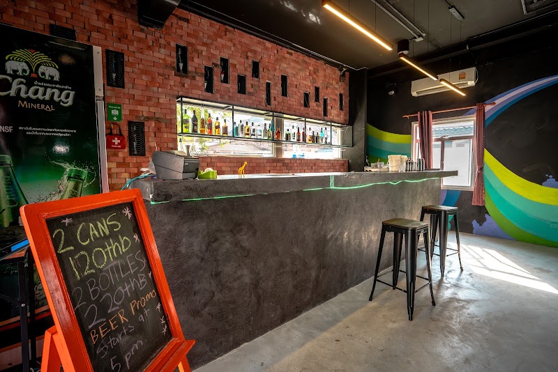 Mad Monkey Chiang Mai - Mad Monkey Chiang Mai 7, 2 Soi Kamphaeng Din, Tambon Chang Moi, Amphoe Mueang Chiang Mai, Chang Wat Chiang Mai 50100, Thailand
