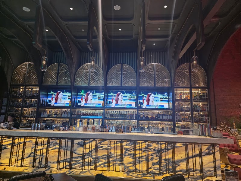 Mansion Sports Bar and Lounge (now Monarch Manila) - Mansion Sports Bar and Lounge (now Monarch Manila), 100, Don Carlos Palanca, Makati, 1229 Kalakhang Maynila, Philippines