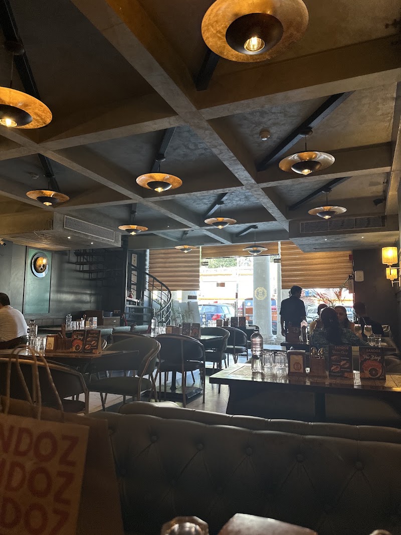 Sandoz Restaurant - L Block, CP - Sandoz Restaurant - L Block, CP L-9, Connaught Cir, Block L, Connaught Place, New Delhi, Delhi 110001, India