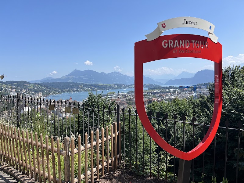Grand Tour of Switzerland - Photo Spot Lucerne