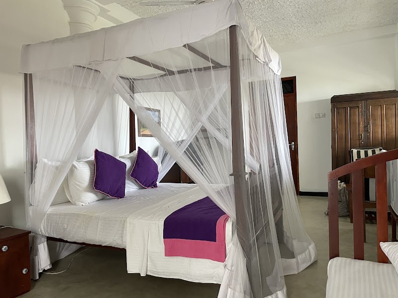 Hotel Zeilan Sunsetpoint - Hotel Zeilan Sunsetpoint, 80.239882, Lands End, 6.008835 Yaddehimulla Rd, Unawatuna 80600, Sri Lanka