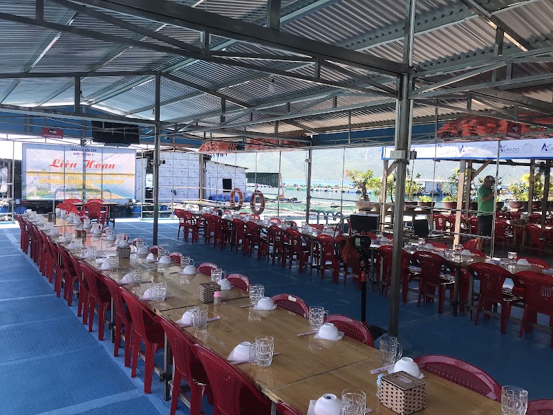 Nhà Hàng Làng Chài Nha Trang