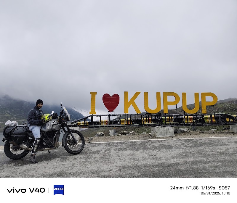 rideOn Motorcycle Rentals | Scooty & Bike Rental in Gangtok Sikkim - rideOn Motorcycle Rentals | Scooty & Bike Rental in Gangtok Sikkim Tibet Rd, Arithang, Gangtok, Sikkim 737101, India