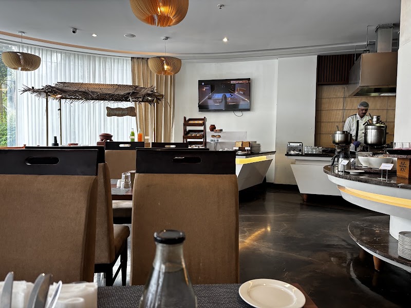 Hive Restaurant - Hive Restaurant Thondayad Bypass Road, near Cyber Park, Ummalathoor, Kozhikode, Kerala 673016, India