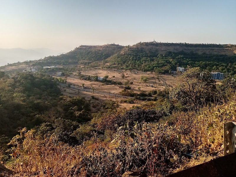 Saputara View Point - Saputara View Point, HPCR+6X8, Table Land Ghat Road, Saputara, Gujarat 394720, India