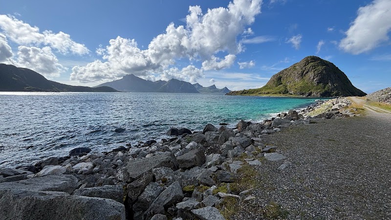 Uttakleiv White Sand Beach - Uttakleiv White Sand Beach Uttakleivveien, 8370 Leknes, Norway