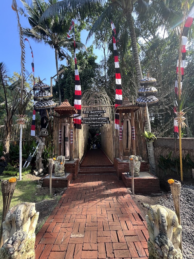 Beji Griya Park Waterfall Temple - Beji Griya Park Waterfall Temple Jl. Mawar, Punggul, Kec. Abiansemal, Kabupaten Badung, Bali 80352, Indonesia