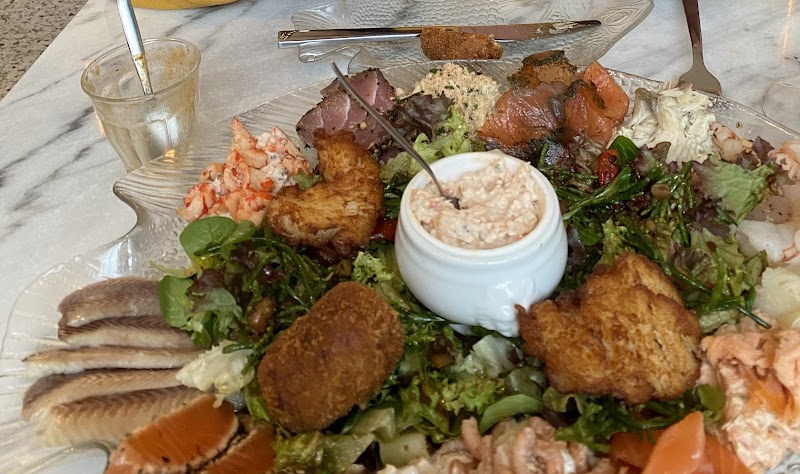 NZ Seafoodbar - NZ Seafoodbar Stationsplein 81-83, 5211 BM 's-Hertogenbosch, Netherlands
