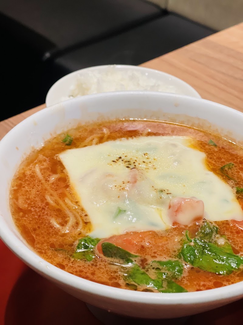 Kyushu Ramen Kio Kyobashi - Kyushu Ramen Kio Kyobashi 5-chōme-2-23 Higashinodamachi, Miyakojima Ward, Osaka, 534-0024, Japan