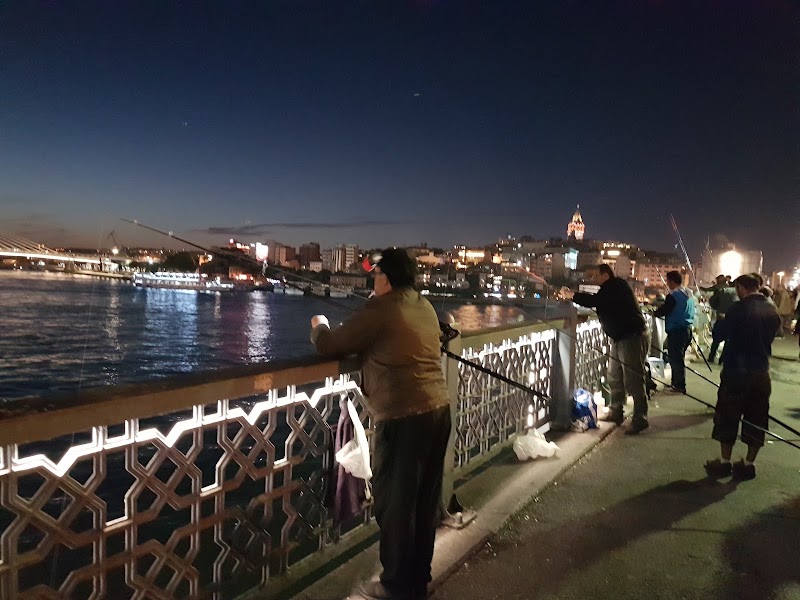 Galata Köprüsü - Karaköy - Galata Köprüsü - Karaköy, Müeyyetzade, Galata Kulesi Sk., 34200 Beyoğlu/İstanbul, Türkiye