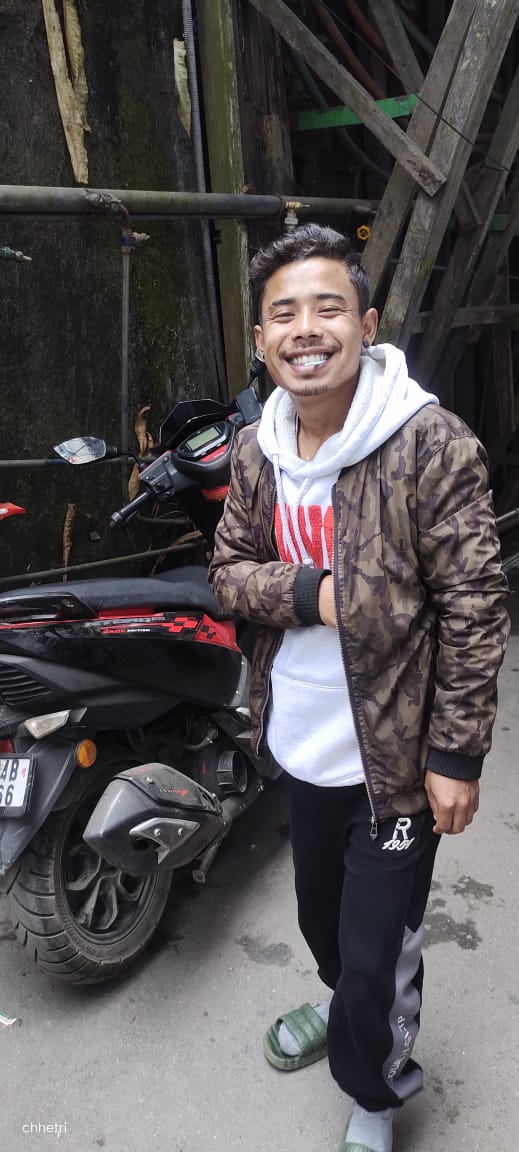 Ghising Bike, scooty And Taxi Rental - Ghising Bike, scooty And Taxi Rental Hill Cart Rd, near Reliance Mart And DRC Car Parking, Limbugaon, Darjeeling, West Bengal 734101, India