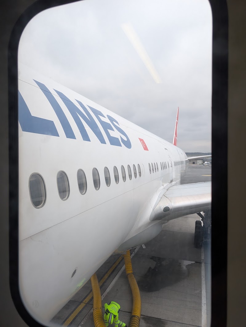 Turkish Airlines - Turkish Airlines Mimar Kemalettin, Yeniçeriler Cd. No:75/23, 34126 Fatih/İstanbul, Türkiye