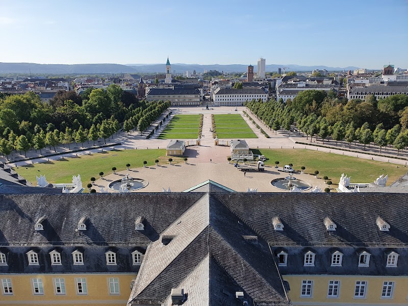 Karlsruhe Palace - Karlsruhe Palace, Schloßbezirk 10, 76131 Karlsruhe, Germany