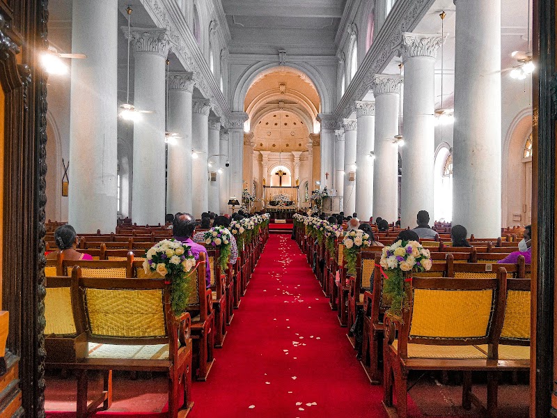 CSI St. Mark's Cathedral - CSI St. Mark's Cathedral 1, Mahatma Gandhi Rd, Shanthala Nagar, Shivaji Nagar, Bengaluru, Karnataka 560001, India