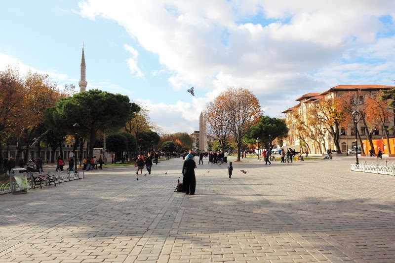 Sultanahmet Square - Sultanahmet Square, Binbirdirek, Sultan Ahmet Parkı No:2, 34122 Fatih/İstanbul, Türkiye
