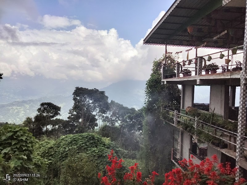 Newahang Homestay Damsang Valley নেওয়াহাং হোম স্টে(ফুড অ্যান্ড লজিং) - Newahang Homestay Damsang Valley নেওয়াহাং হোম স্টে(ফুড অ্যান্ড লজিং), 131, Chatur, Budhi Primary School Damsang Valley, 20 Mile, Rishi Road, Pedong, Sakiyong Khasmahal, West Bengal 734314, India