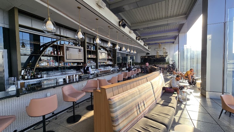 Delta Sky Club - Delta Sky Club, 1 World Wy, Los Angeles, CA 90045, USA