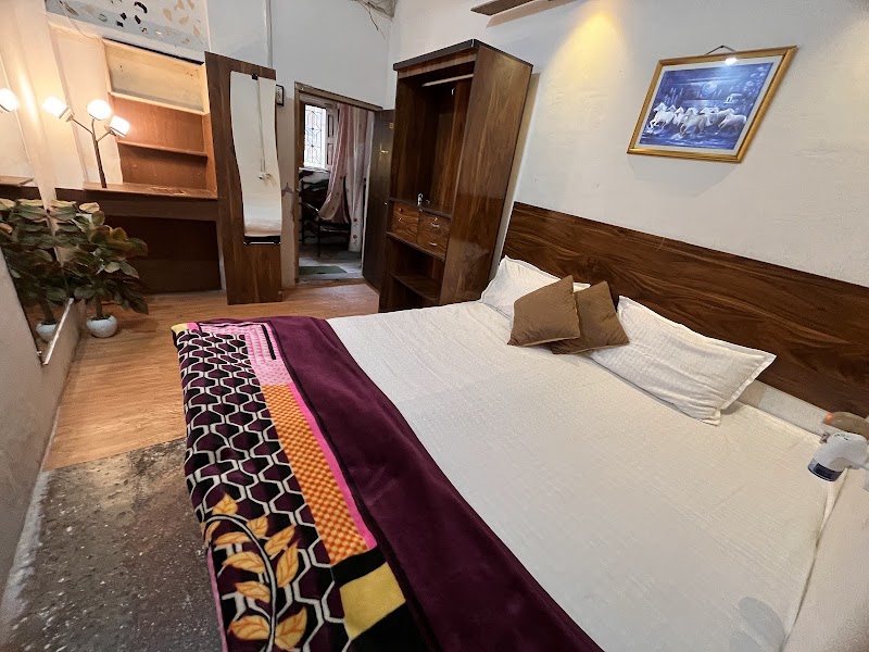 HOTEL SHREE MAHAKAL PALACE, UJJAIN - HOTEL SHREE MAHAKAL PALACE, UJJAIN 3, Indore Rd, Anand Ganj, Suraj Nagar, Ujjain, Madhya Pradesh 456006, India