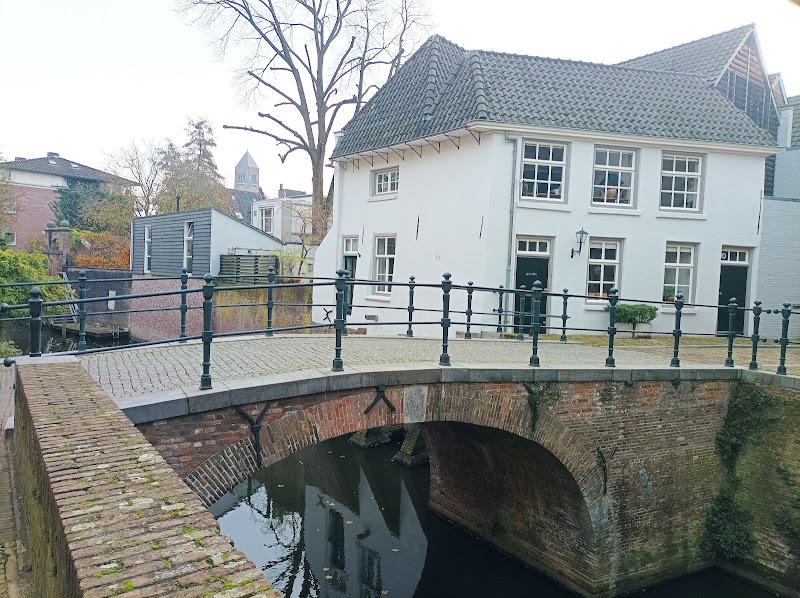Den Bosch City - Den Bosch City, Burgemeester Loeffplein 70 D, 5211 RX 's-Hertogenbosch, Netherlands