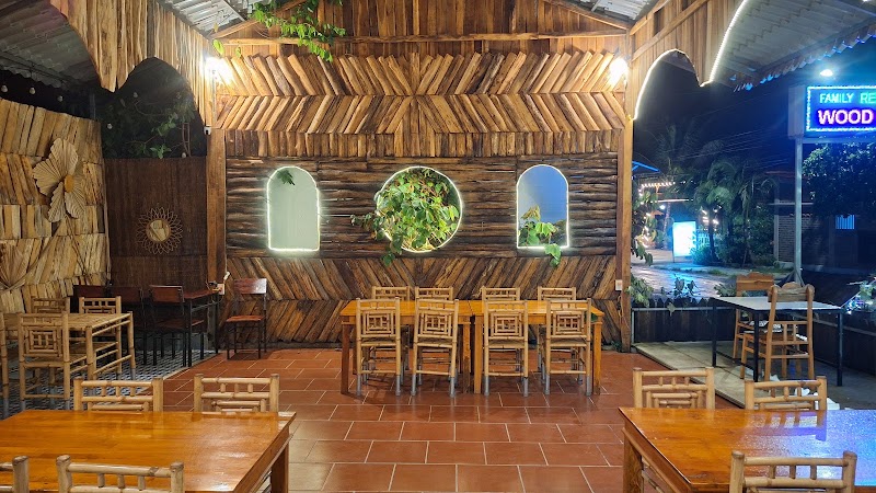 Wood House Family Restaurant