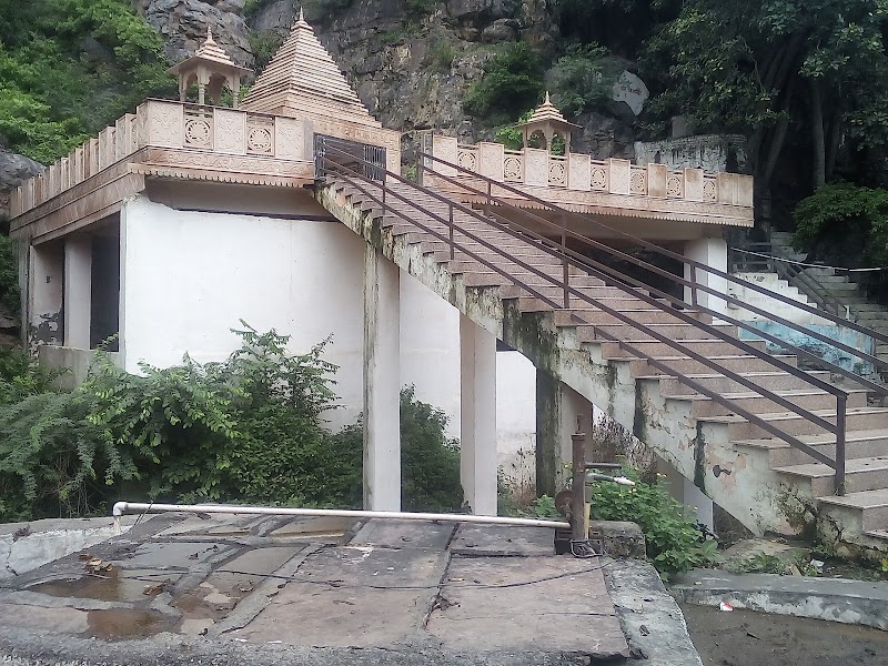 Jharna mandir - Jharna mandir Gothda Mohbtabad, Haryana 121004, India