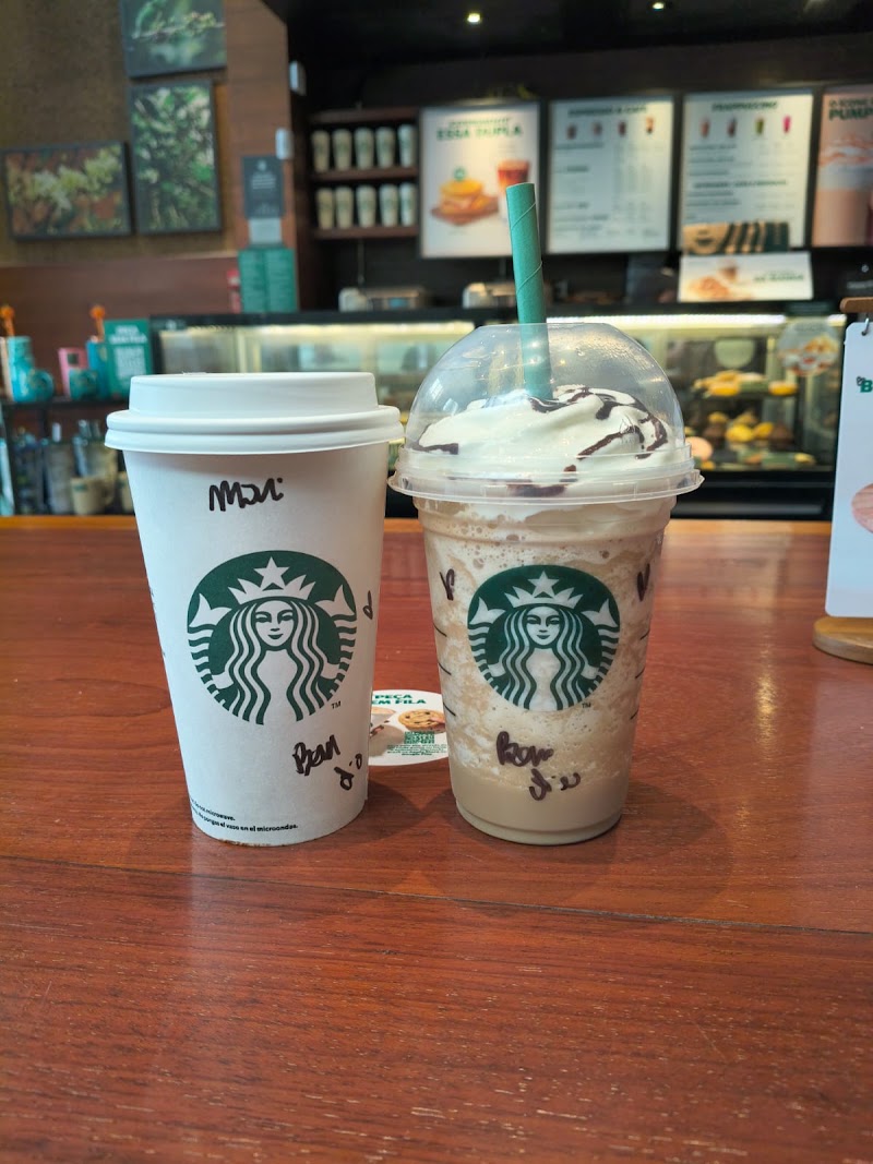 Starbucks - Starbucks, Av. Paulista, 500 - Bela Vista, São Paulo - SP, 01310-000, Brazil