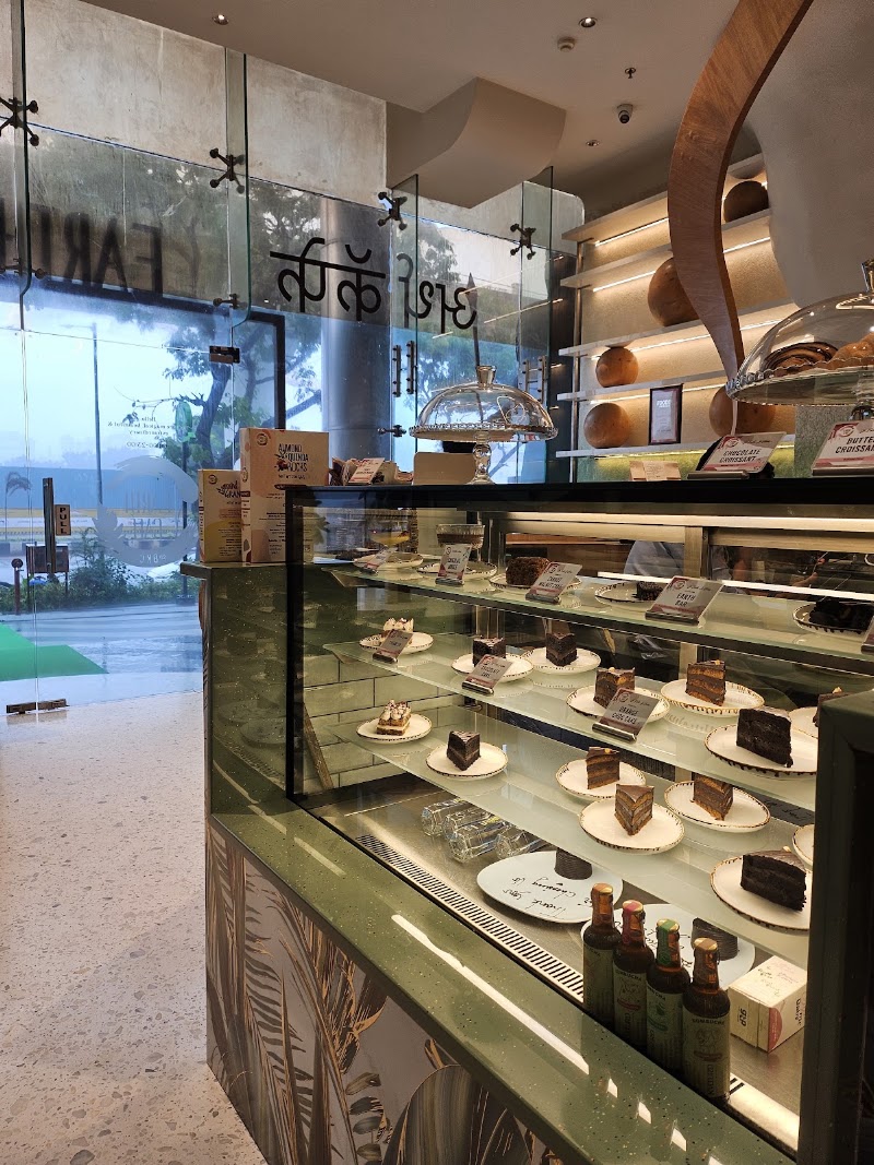 Earth Cafe @ BKC - Earth Cafe @ BKC 4, Ins Tower, G Block BKC, Bandra Kurla Complex, Bandra East, Mumbai, Maharashtra 400098, India