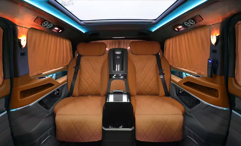 Luxury Rome Tour - Luxury Rome Tour, Via Umberto Biancamano, 23, Via degli Spagnoli, 24, 00185 Roma RM, Italy