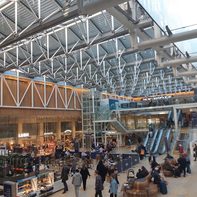Paddington - Paddington Praed St, London W2 1HU, UK