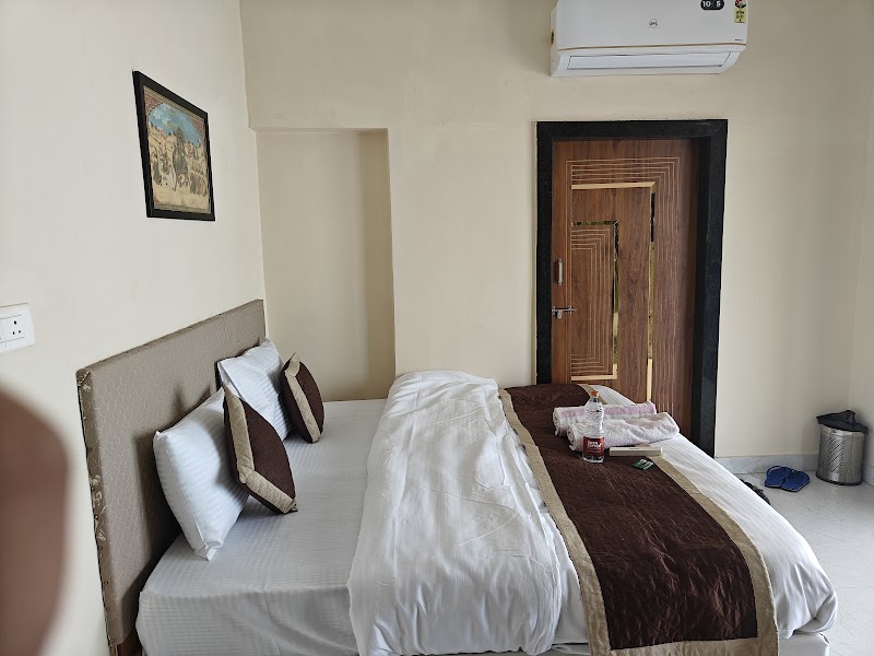 THE HERITAGE VILLA - THE HERITAGE VILLA hospital PACIFIC MEDICAL COLLEGE AND HOSPITAL, Pacific Medical College & Hospital Rd, Udaipur, Oton Ka Gurha, Rajasthan 313011, India