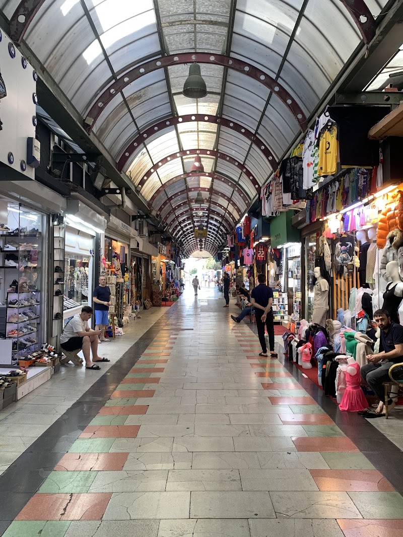 Bazaar Ayakkabı Levent inci - Bazaar Ayakkabı Levent inci Tepe, Yeniyol Cd. No:26, 48700 Marmaris/Muğla, Türkiye
