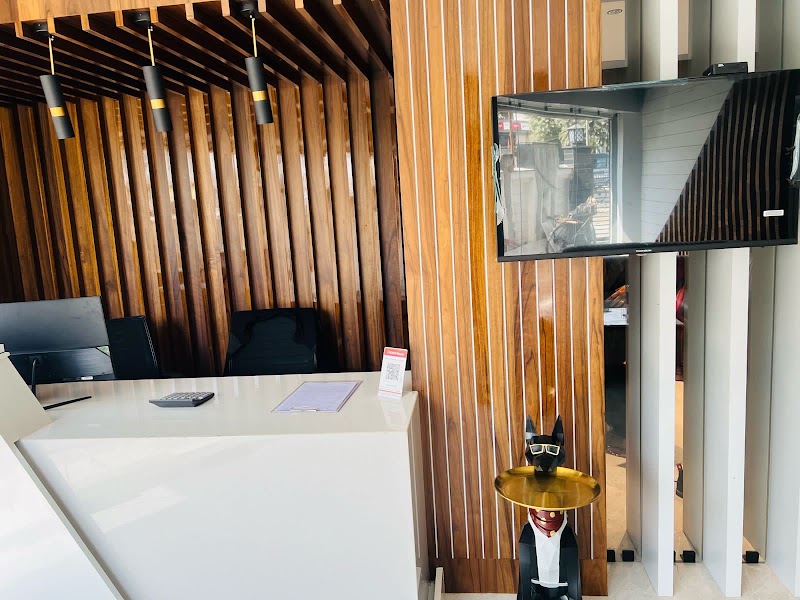 The Burdwan Inn Hotel - The Burdwan Inn Hotel Ganganagar Ward, 5, Burdwan Rd, Ward 5, Dist, Siliguri, West Bengal 734005, India