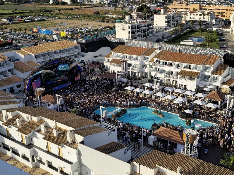 Ushuaïa Ibiza - Ushuaïa Ibiza Ctra. de Platja d'en Bossa, 10, 07817 Sant Jordi de ses Salines, Illes Balears, Spain