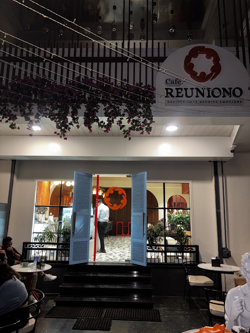 Cafe Reuniono