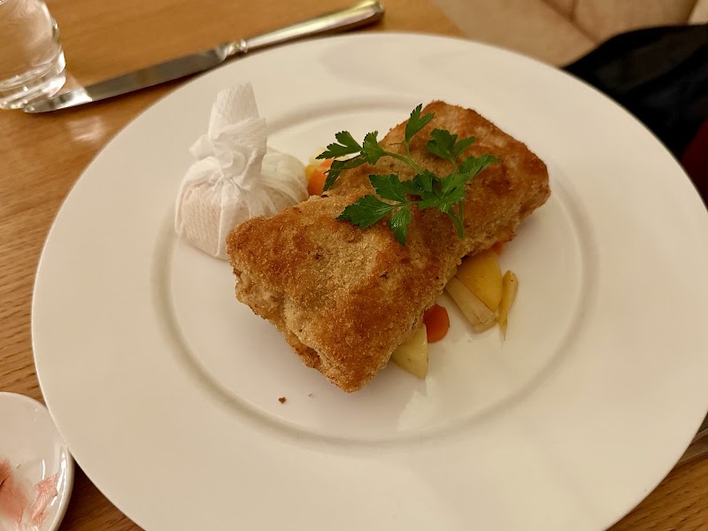 Restaurant Weisses Schloss - Restaurant Weisses Schloss Moosstrasse 7, 6003 Luzern, Switzerland