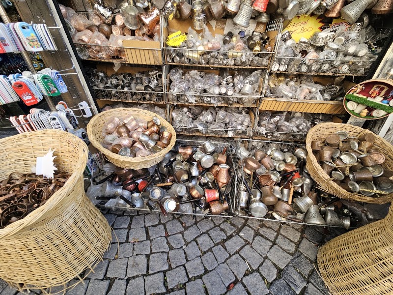 Bazar de Kadikoy Sali Pazari - Bazar de Kadikoy Sali Pazari, Hasanpaşa, Uzunçayır Cd. No:50, 34722 Kadıköy/İstanbul, Türkiye