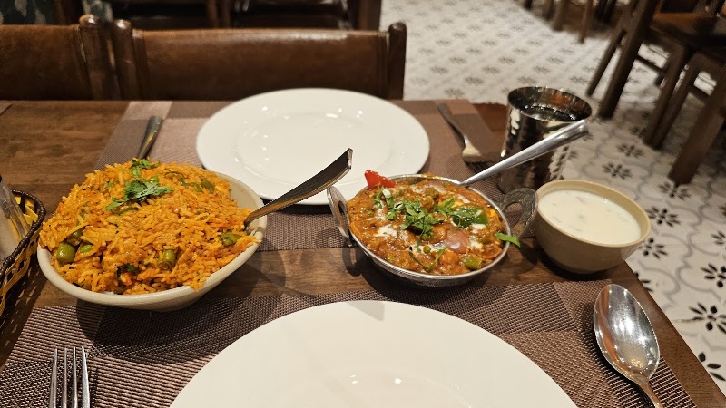 Shree Gopal Pure Veg Restaurant - Shree Gopal Pure Veg Restaurant 42a P. Bát Đàn, Phố cổ Hà Nội, Hoàn Kiếm, Hà Nội 100000, Vietnam