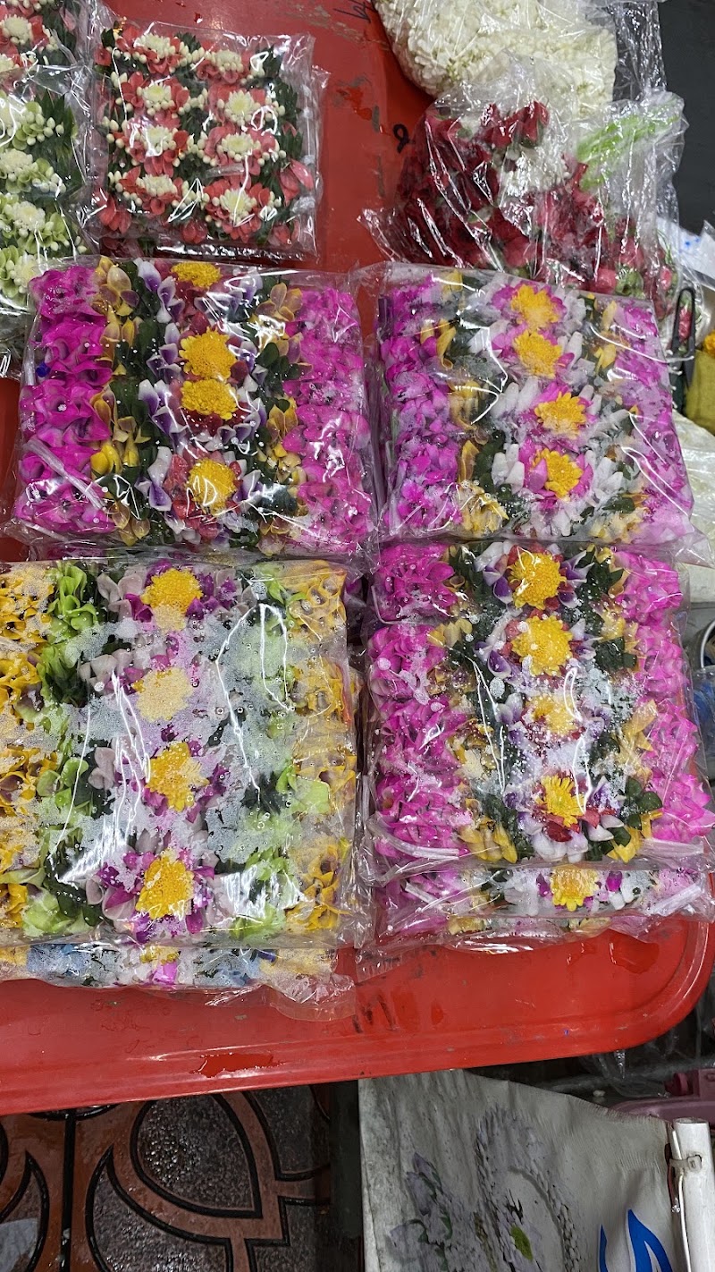 Pak Khlong Talat (Flower Market) - Pak Khlong Talat (Flower Market) สน พระราชวัง ปาก คลองตลาด - วัดกัลยาณมิตร, Khwaeng Wang Burapha Phirom, Khet Phra Nakhon, Krung Thep Maha Nakhon 10200, Thailand